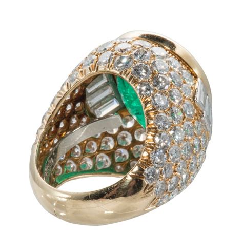 David Webb Striking Emerald Diamond Ring For Sale at 1stDibs