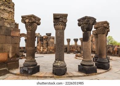 661 Zvartnots Temple Images, Stock Photos & Vectors | Shutterstock