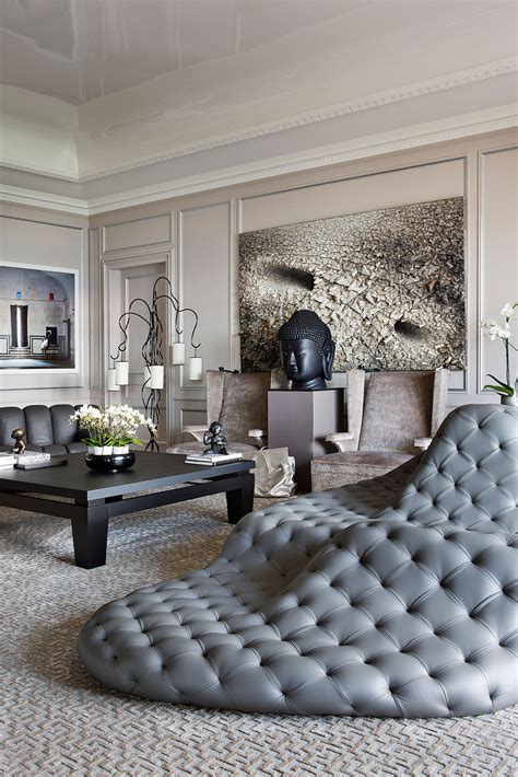 How can you have a Modern Classic Living Room?