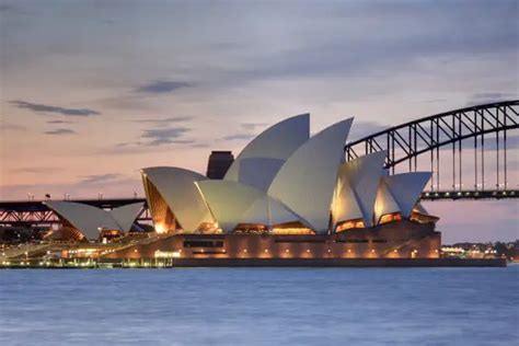 8 Must-See Sydney Attractions (Exploring Australia) – Travel Belles