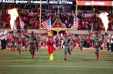 Analyst Expects Louisville Football To Be Favored In All 12 Games in 2023 – The Crunch Zone