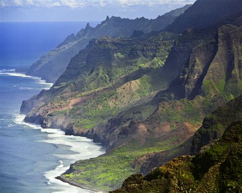 Na Pali Coast looking East, Kauai, Hawaii – Photography by Brian Luke Seaward