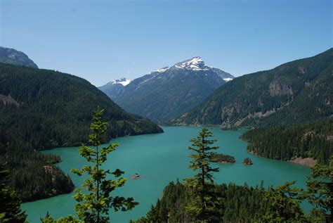 Lake and Mountains landscape in Washington image - Free stock photo ...