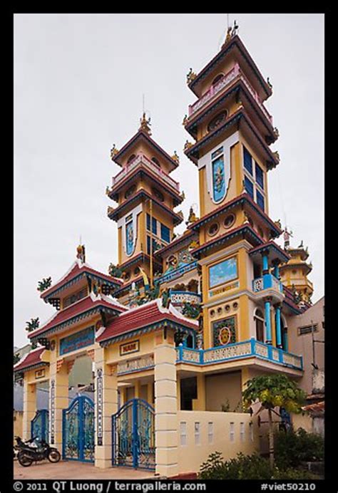 Picture/Photo: Cao Dai temple, Duong Dong. Phu Quoc Island, Vietnam