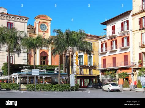 Sorrento italy town square hi-res stock photography and images - Alamy