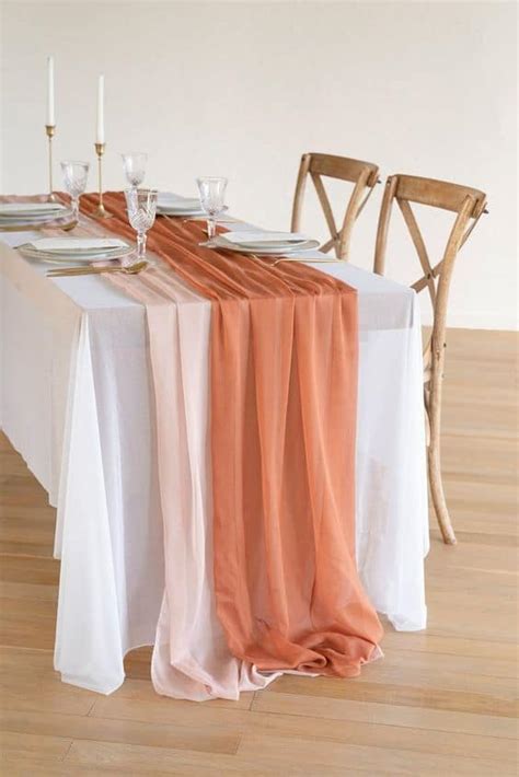 The Best Round Table Runner Ideas - arinsolangeathome