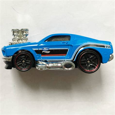 Hot Wheels | 1968 Mustang blue 2017 without packaging | scale64