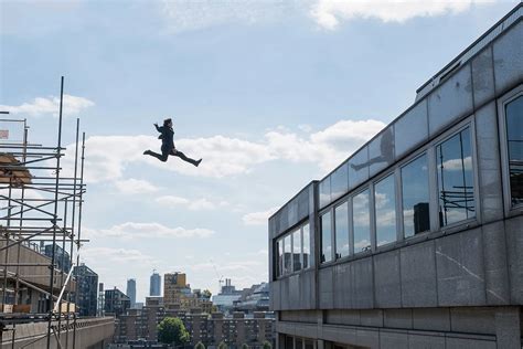 Watch Tom Cruise’s Crazy ‘Mission: Impossible 6’ Helicopter Stunt