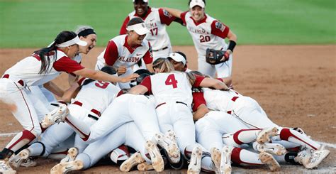 College Softball: NCAA Softball’s “Decade of Champions” Highlights 2010-2019 WCWS Winners ...