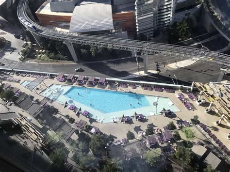 The Chelsea Pool at Cosmopolitan - Mommy Travels