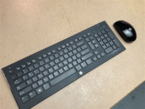 HP Wireless Elite v2 keyboard and mouse review: Cut the cord with this ...