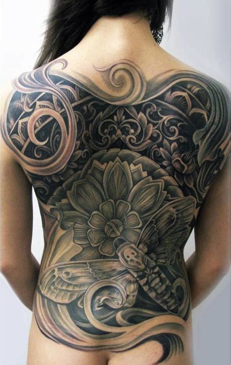 Create MyTattoo: Several Ideas of Back Tattoo for Women