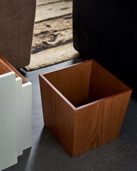 Minimalist Brown Oak Trash Bin – WoodWorkersEG