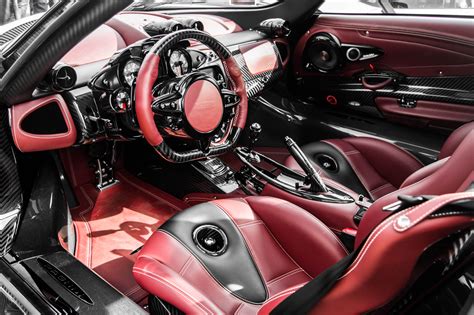 Pagani Huayra interior : Autos