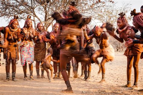 HIMBA DANCE PARTY – Genevieve Tearle Photography