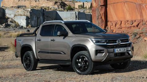 Volkswagen Amarok pode receber versão esportiva anti-Raptor