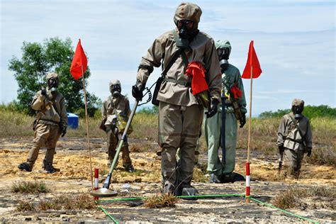 U.S. tackles thorny topic of Agent Orange cleanup - CBS News