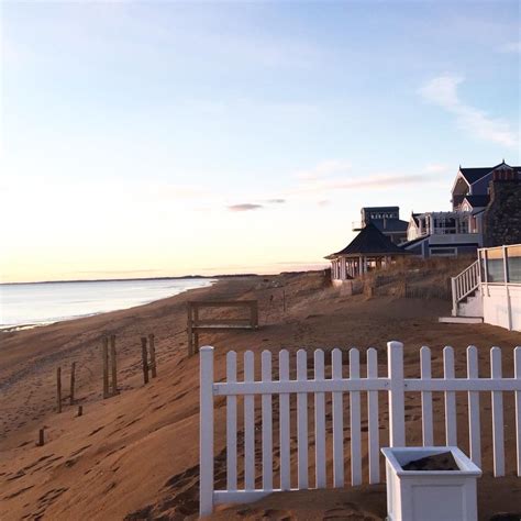 VISIT NEWBURYPORT + PLUM ISLAND MASSACHUSETTS