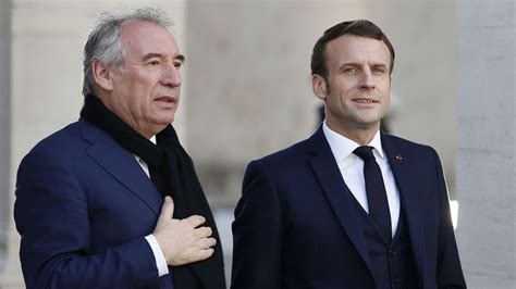 Emmanuel Macron charge officiellement François Bayrou de réfléchir à la France d'après-demain ...