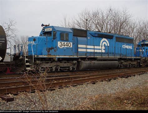 ex-conrail sd40-2 6984 ex-PC 6252