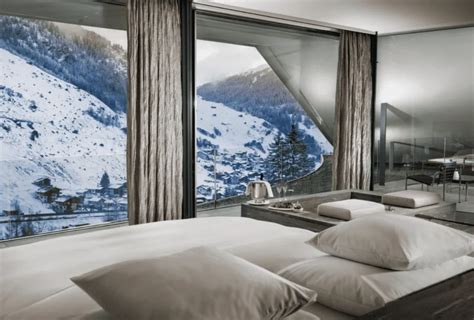 15 Best Hotels in Switzerland with a View (Lakes, Mountains & More)