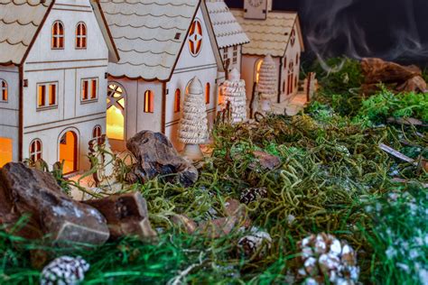 Creating a Miniature Christmas Village for the Holidays | Photo ...