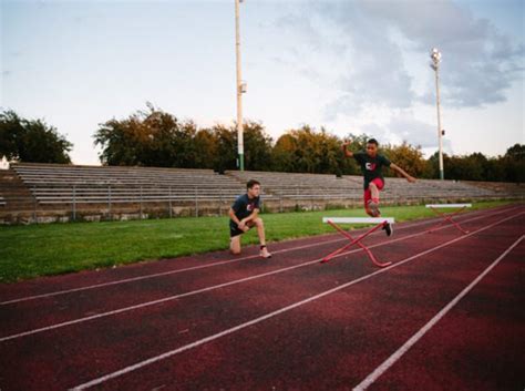 Hurdle Training for Kids - CoachUp Nation