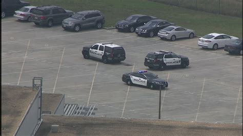 4 suspects arrested, 2 found inside Dekaney High School - ABC13 Houston