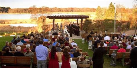 Minnesota Horse & Hunt Club Weddings | Get Prices for Wedding Venues in MN