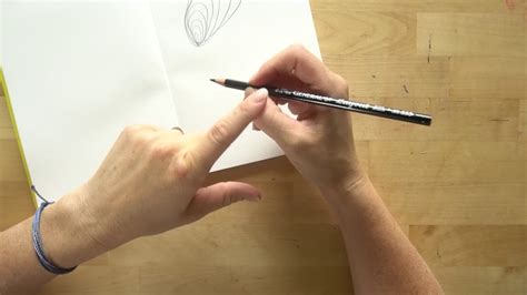 How to hold your pencil for drawing and writing - YouTube