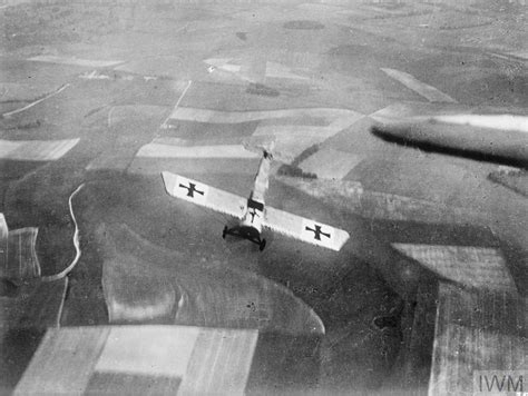 Fokker E.III in flight