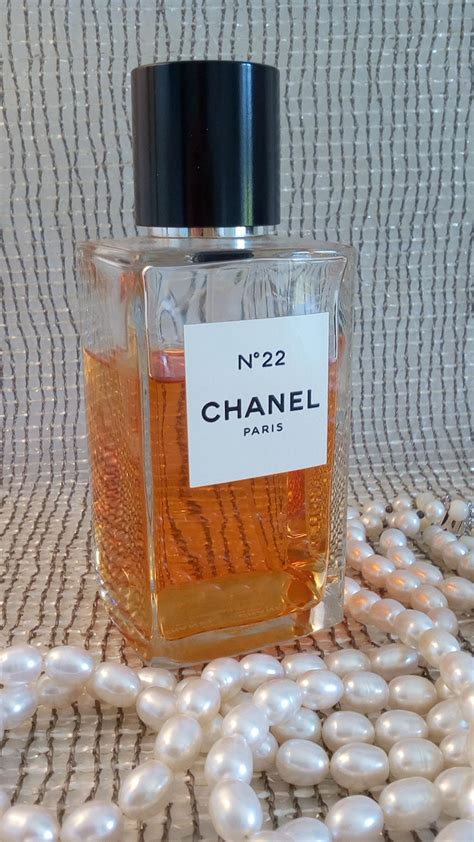 Les Exclusifs de Chanel No 22 Chanel perfume - a fragrance for women 1922