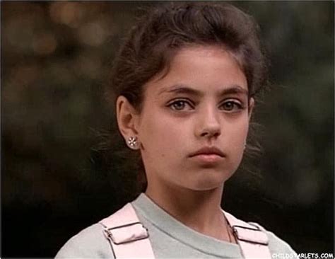 Young Mila Kunis in character as "Bonnie" on Baywatch ( 1995 ) shared ...