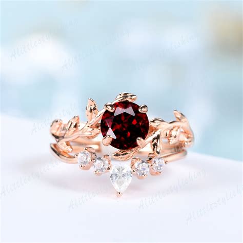 Red Garnet Ring Set/red Garnet Engagement Ring in 14K - Etsy