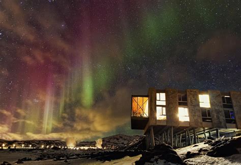 Best Hotels to see the northern Lights in Iceland | LuxRally Travel