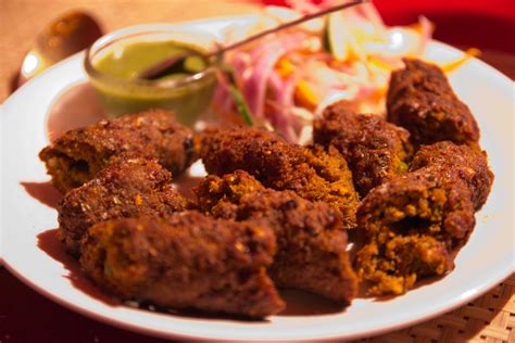 Popular and Famous Food of Lucknow - ixigo Trip Planner