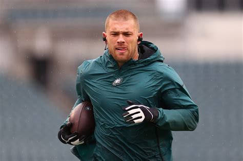 Zach Ertz's disappearing act is doing serious damage to Eagles offense