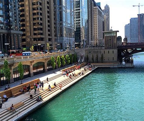 Locals and Tourists Share First Images of Completed Chicago Riverwalk ...