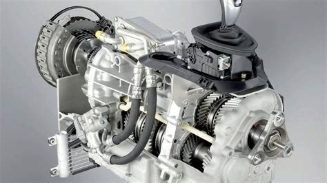 BMW 7-Speed M-Double Clutch Transmission in Detail