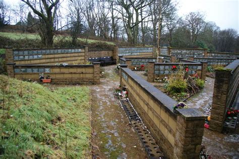 The memorial plaques, Burnley... © Bill Boaden cc-by-sa/2.0 :: Geograph ...