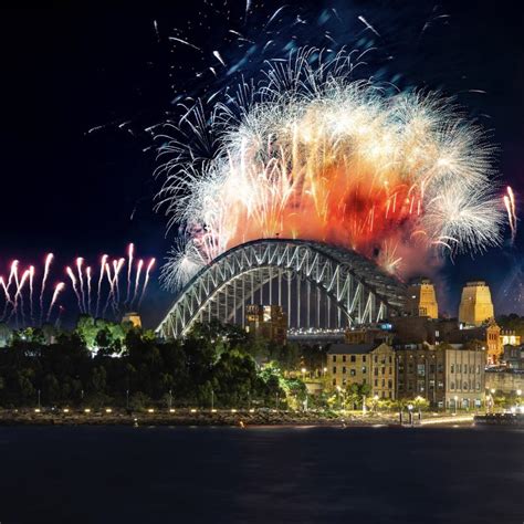 Sydney Harbour Bridge New Years Eve Fireworks, Colourful NYE Fire Works Stock Photo - Image of ...