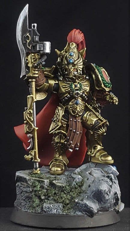 Custodes Shield Captain : Warhammer30k | Warhammer 40k miniatures, Warhammer 40k, Warhammer figures