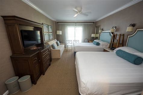 Photos & Thoughts: Beach Club's New Rooms - Disney Tourist Blog