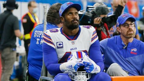 Bills pass rusher Von Miller out for season after undergoing surgery to ...