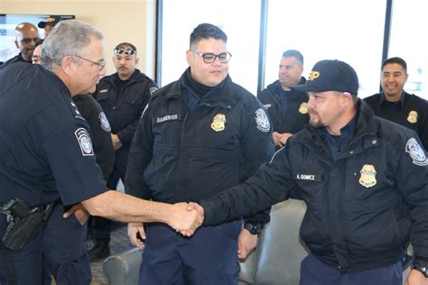 DVIDS - Images - CBP officers deploy from El Paso in Support of Operation Secure Line [Image 1 ...