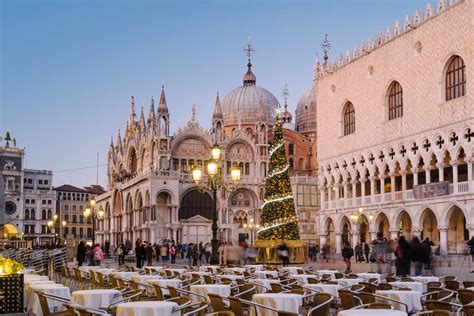 Venice Christmas Market | 2024 Dates, Locations & Must-Knows ...