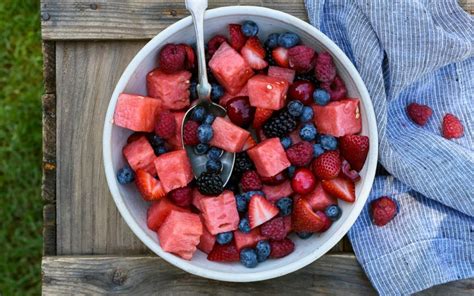 20 Beautiful Fruit Salad Recipes - Parade