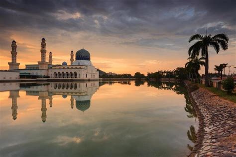 Kota Kinabalu City Mosque (Masjid Bandaraya Kota Kinabalu), Kota Kinabalu | Tickets & Tours - 2024