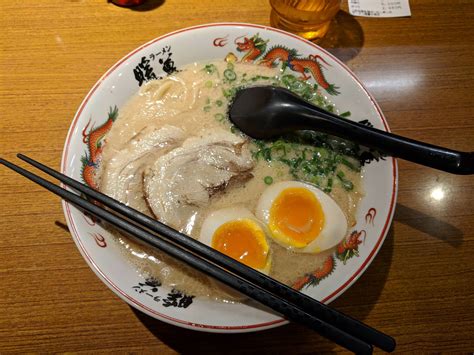 Traditional Fukuoka Tonkotsu Ramen from Danbo, Okinawa : r/ramen