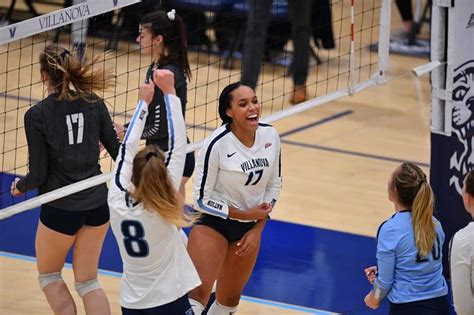 Volleyball Stuns No. 9 Creighton Amidst Winning Weekend – The Villanovan